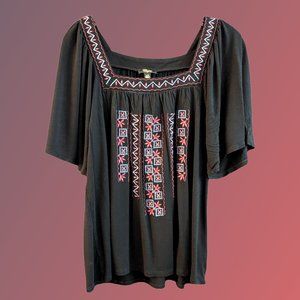 Cupio -- Women's Blouse -- Black w/ Embroidery - L